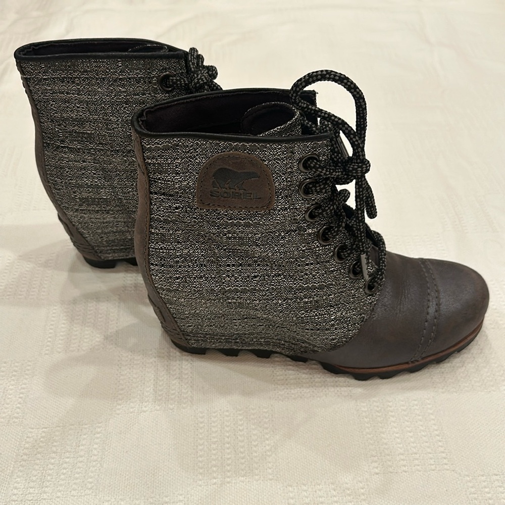 SOREL Size 7.5 Women’s Power Wedges